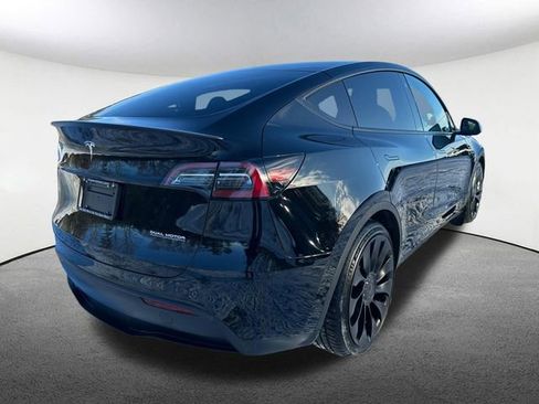 Used 2023 Tesla Model Y Performance image 13