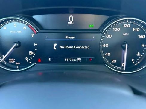 Used 2020 Cadillac XT4 Premium Luxury w/ Cold Weather Package AWD/4WD image 20