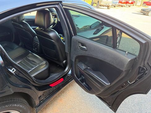 Used 2013 Dodge Charger SXT Plus image 15