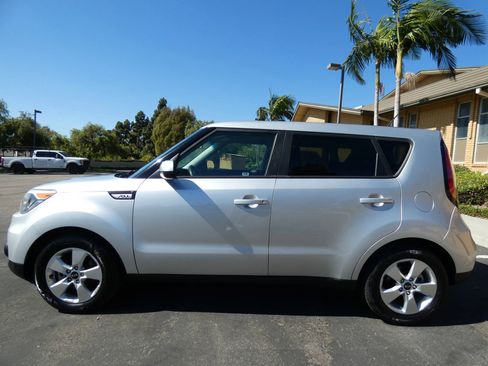 Used 2018 Kia Soul image 14