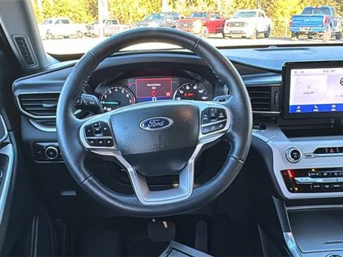 Certified 2023 Ford Explorer XLT w/ Equipment Group 202A image 14