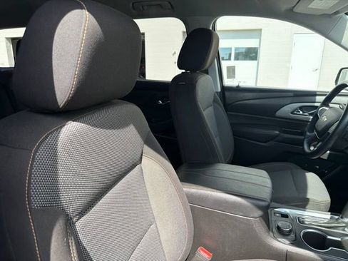 Used 2018 Chevrolet Traverse LT AWD/4WD image 25