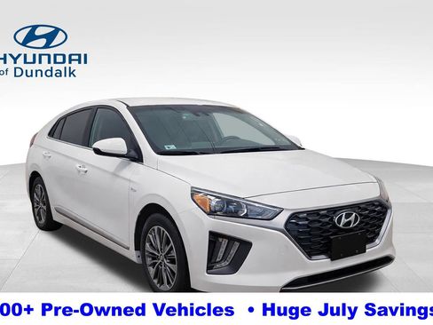 Used 2021 Hyundai Ioniq SE FWD image 3