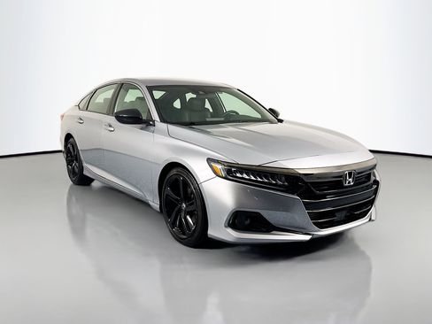 Certified 2022 Honda Accord Sport image 3