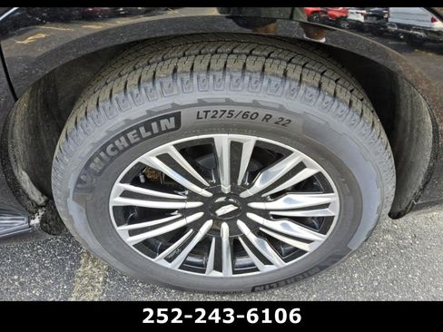 Used 2026 Cadillac Escalade IQ Luxury 1 AWD/4WD image 9