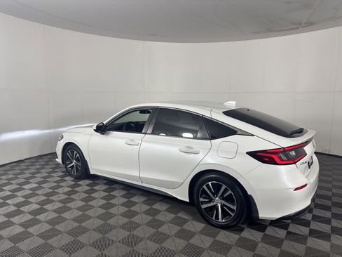 Certified 2023 Honda Civic LX image 6