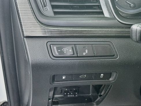 Used 2018 Hyundai Sonata Limited FWD image 8