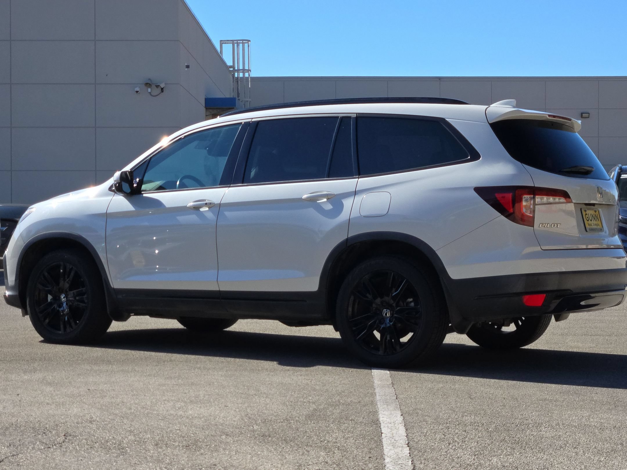 Used 2021 Honda Pilot Black Edition image 5