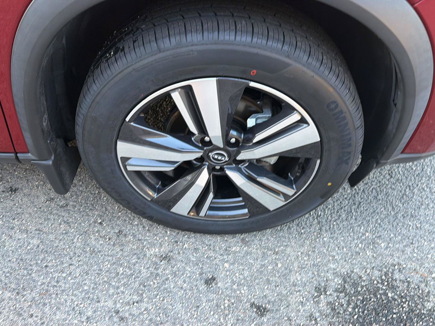 Used 2024 Nissan Rogue SL w/ SL Premium Package FWD image 42