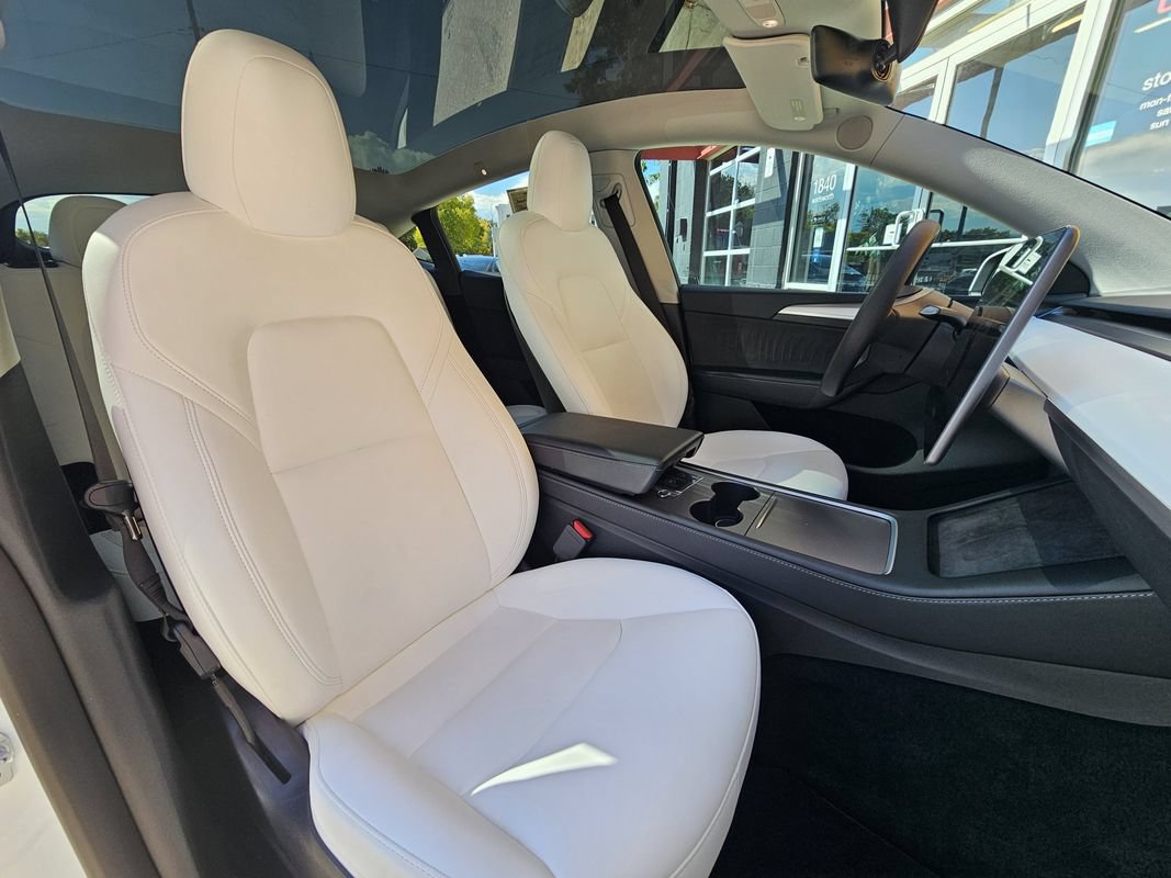 Used 2023 Tesla Model Y Long Range AWD/4WD image 14