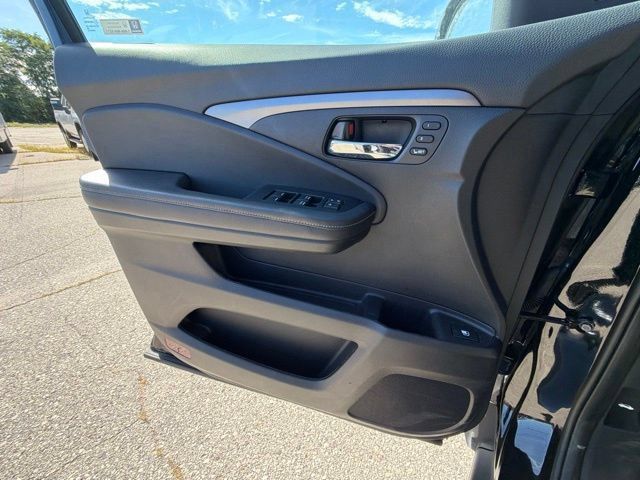Used 2025 Honda Ridgeline RTL image 9