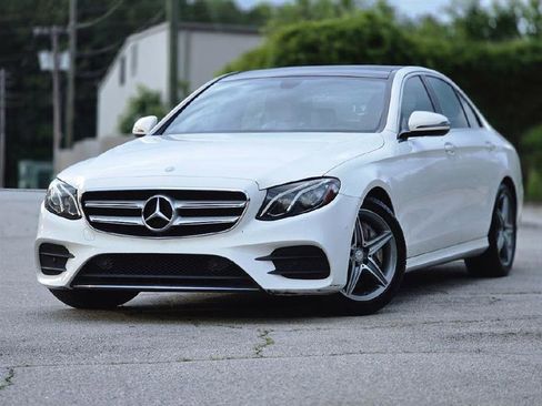 Used 2017 Mercedes-Benz E 300 image 2