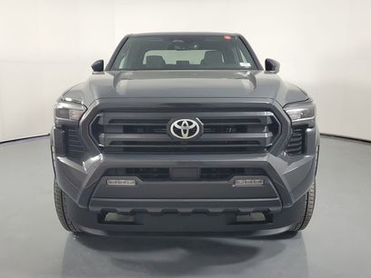 New 2025 Toyota Tacoma SR5