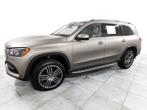 Used 2022 Mercedes-Benz GLS 450 4MATIC image 4