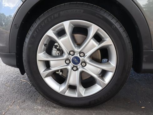 Used 2015 Ford Escape Titanium w/ Equipment Group 301A AWD/4WD image 42