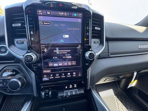 New 2026 RAM 1500 Big Horn AWD/4WD image 17