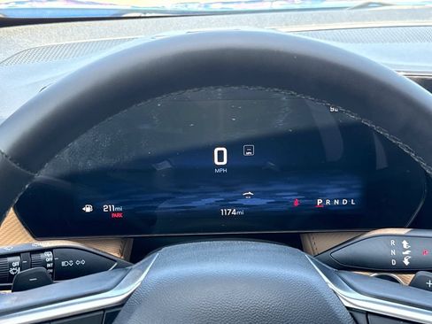 Used 2026 Chevrolet Equinox ACTIV w/ Safety and Technology Package FWD image 17