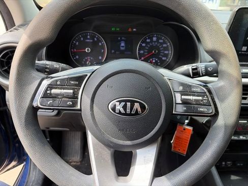 Used 2019 Kia Forte LXS FWD image 11