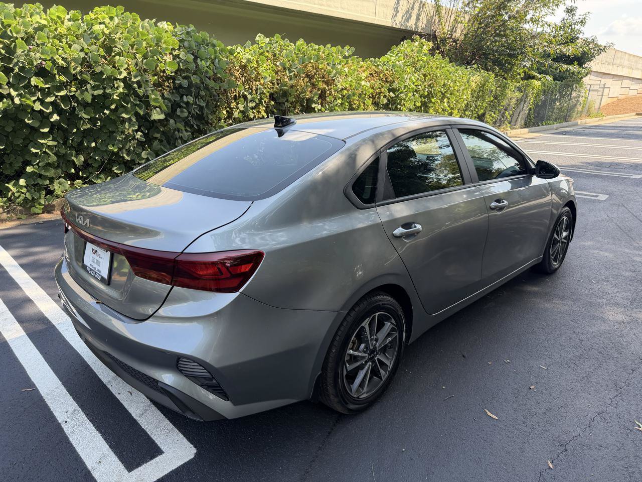 Used 2022 Kia Forte LXS FWD image 5