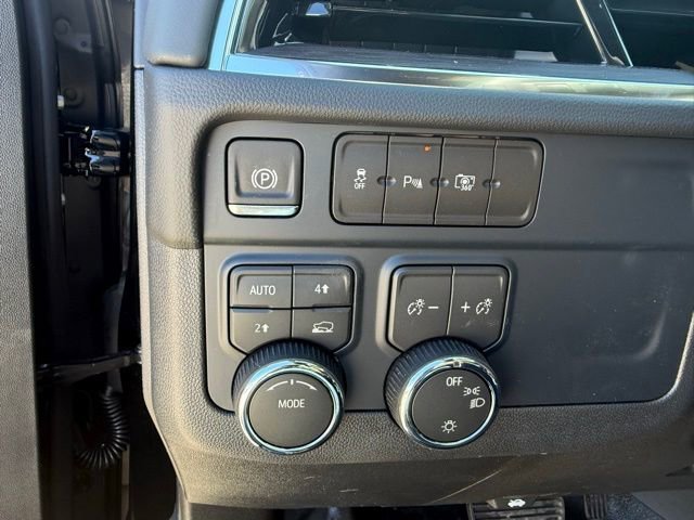 New 2025 Chevrolet Tahoe 4WD w/ 1FL Safety Package image 11