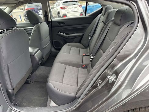 Used 2023 Nissan Altima 2.5 SV w/ SV Premium Package AWD/4WD image 13