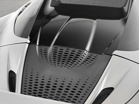 Used 2022 McLaren 765LT image 48