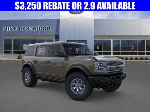 New 2025 Ford Bronco Badlands image 7