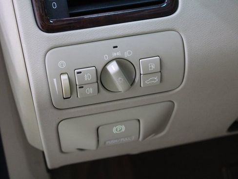 Used 2008 Volvo XC70 3.2 image 12