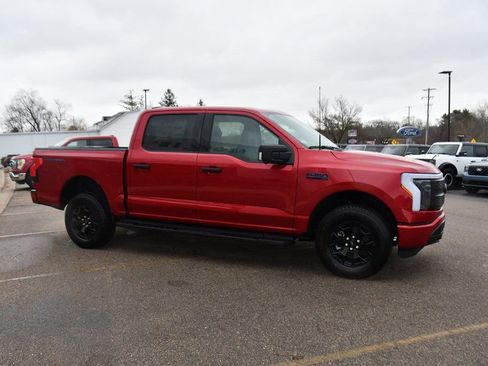New 2025 Ford F150 Lightning XLT AWD/4WD image 8