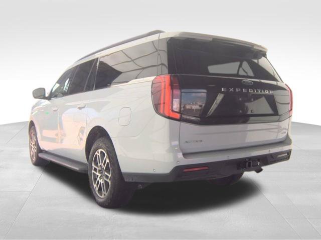 Used 2025 Ford Expedition Max Active AWD/4WD image 6