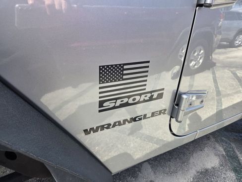 Used 2017 Jeep Wrangler Sport w/ Quick Order Package 24S image 4