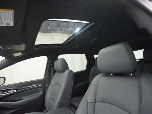 Used 2024 Buick Enclave Essence w/ Experience Buick Package image 32