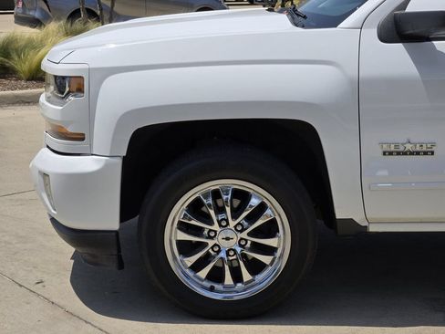 Used 2018 Chevrolet Silverado 1500 LT w/ Texas Edition AWD/4WD image 6