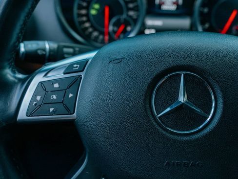 Used 2017 Mercedes-Benz G 63 AMG 4MATIC image 17