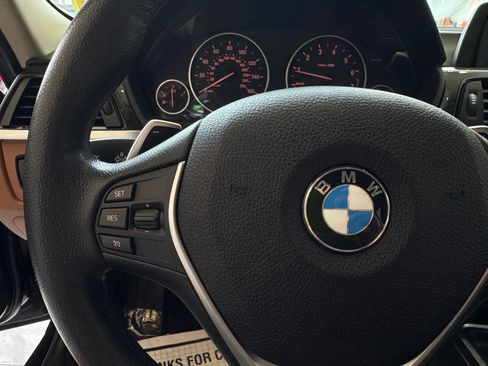Used 2014 BMW 328i xDrive Wagon AWD/4WD image 15