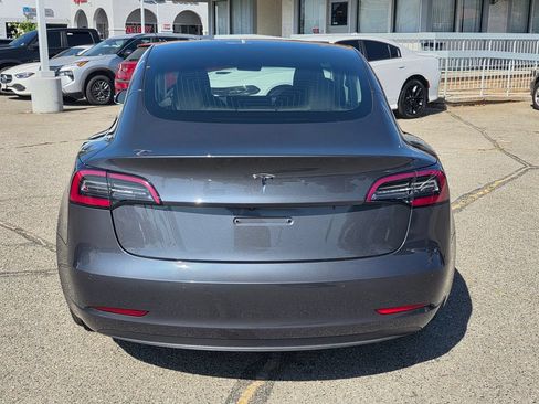 Used 2020 Tesla Model 3 Standard Range Plus RWD image 8