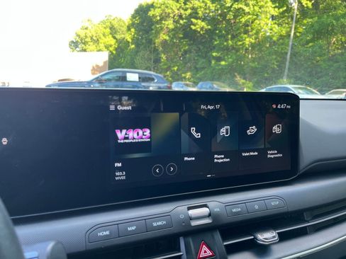 Used 2025 Kia K4 LXS image 21