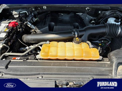 Used 2018 Ford F150 Lariat w/ Equipment Group 502A Luxury AWD/4WD image 22