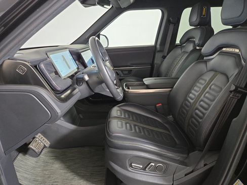 Used 2024 Rivian R1T Adventure AWD/4WD image 20