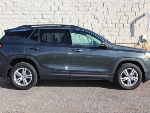 Used 2020 GMC Terrain SLE w/ Driver Convenience Package AWD/4WD image 6
