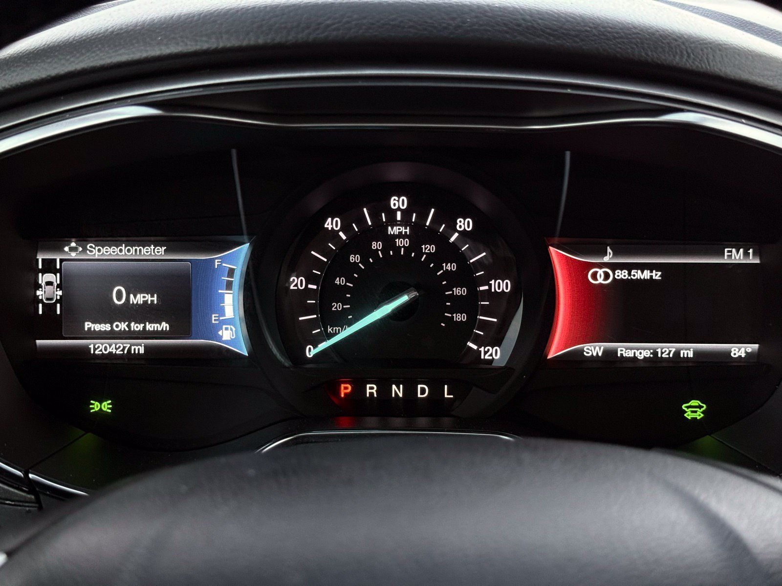 Used 2018 Ford Fusion SE w/ Equipment Group 602A FWD image 28