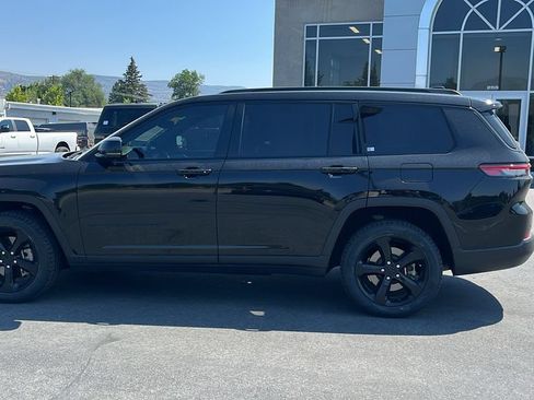 Used 2021 Jeep Grand Cherokee L Laredo AWD/4WD image 8