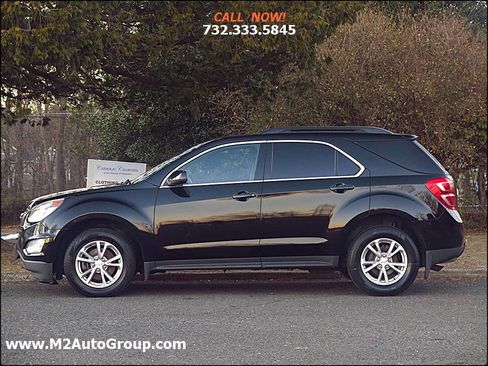 Used 2017 Chevrolet Equinox LT w/ Convenience Package image 18