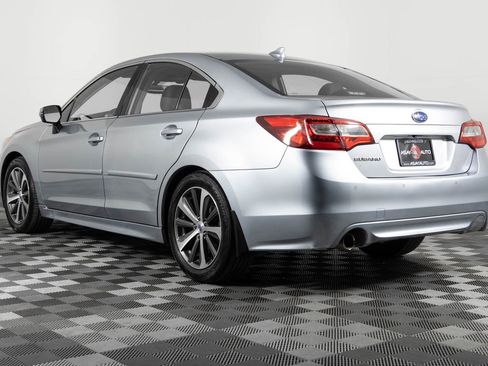 Used 2017 Subaru Legacy 2.5i Limited image 4