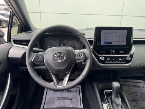 Used 2024 Toyota Corolla SE image 14