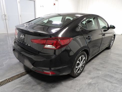 Used 2020 Hyundai Elantra SE w/ Cargo Package (C1) FWD image 4