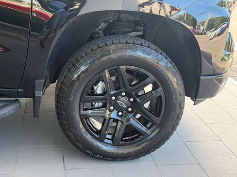 Used 2022 Chevrolet Silverado 1500 LT Trail Boss w/ LT Trail Boss Premium Package AWD/4WD image 12