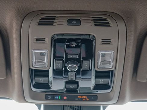 New 2026 GMC Yukon XL Denali w/ Denali Reserve Package AWD/4WD image 22