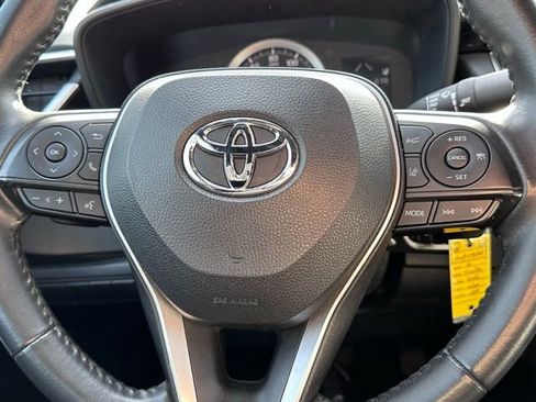 Used 2021 Toyota Corolla SE w/ Carpet Mat Package (TMS) image 8