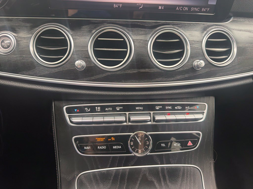 Used 2019 Mercedes-Benz E 300 4MATIC image 18